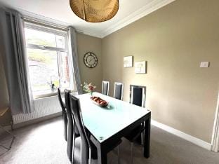 Central 4 bed home in Ecclesall near Peaks Vacation rental in Sheffield