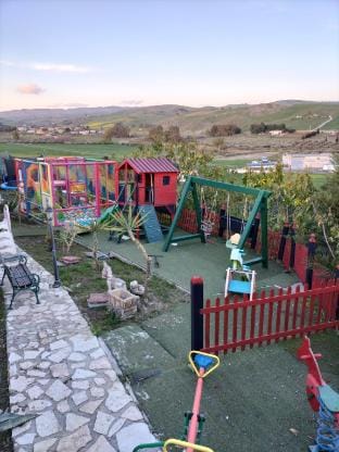 Agriturismo REGGIA SARACENA  Hotel in Sicily