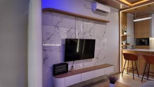 Lightstar Modern Villa Mandalika Vacation rental in Pujut