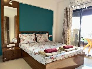 StayLeisurely Ocean Pearl 2BHK, Guhaghar Vacation rental in Maharashtra