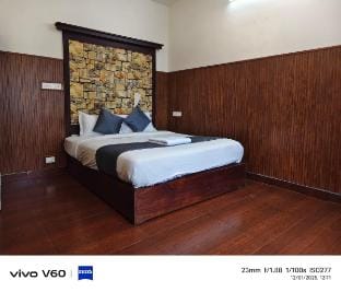 Edayan Meadows ( 4 Bedroom Independent Pool Villa ) Vacation rental in Kerala