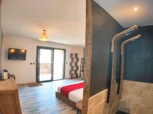 Cabin with private Jacuzzi Vacation rental in Calvisson