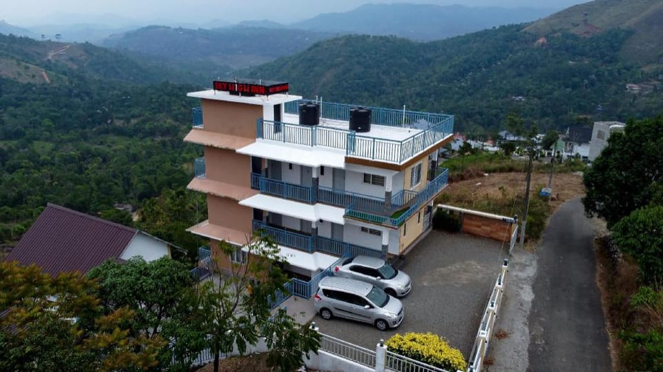 Sky High Inn  Rooms & Guided Treks Hotel in Kerala