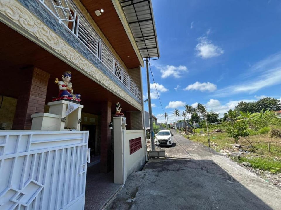 Capital O 95147 Rare Home Cozy Stay Premier 2 Hotel in Mengwi