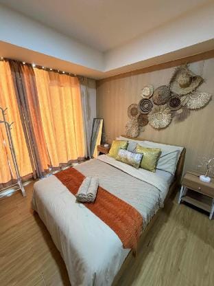 Affordable Pool View 1BR | Relaxing Balcony Stay Apartment in Paranaque