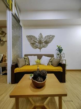 Affordable Pool View 1BR | Relaxing Balcony Stay Apartment in Paranaque