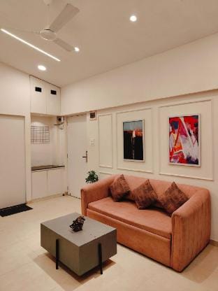 Dreamview Mountains - Modern 1BHK with Balcony and Mountain views Vacation rental in Maharashtra