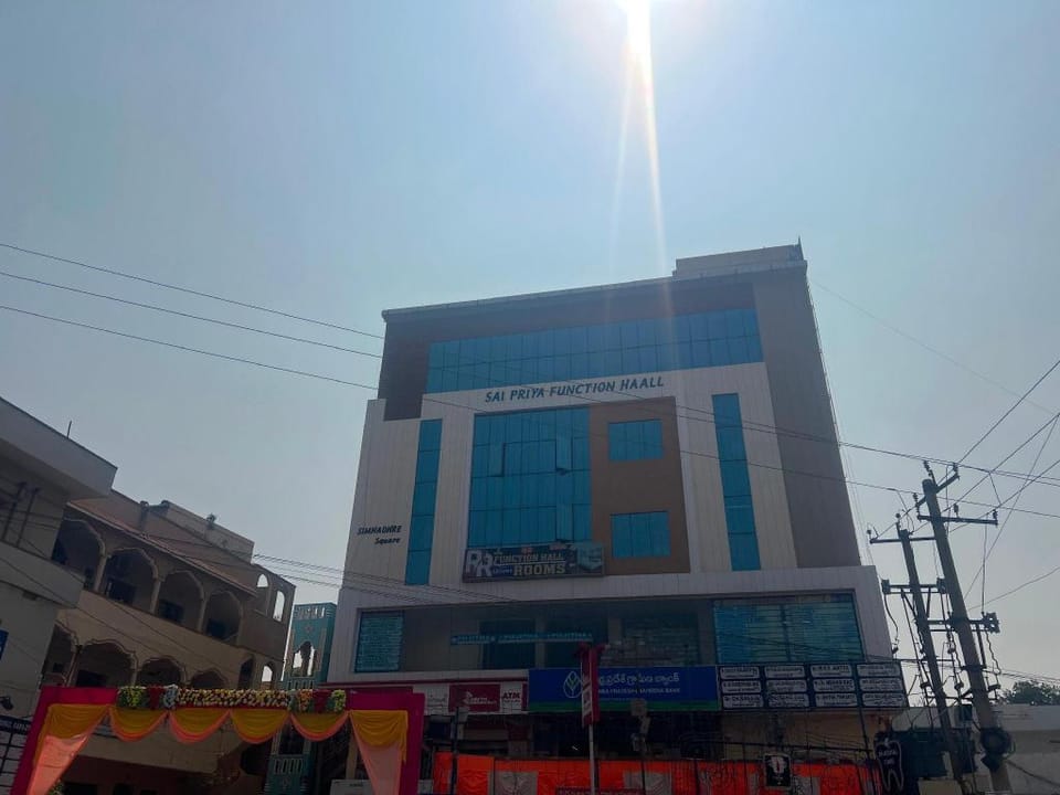 Townhouse Kanithi Road Formerly RR Function Hall Luxury Rooms Hotel in Visakhapatnam
