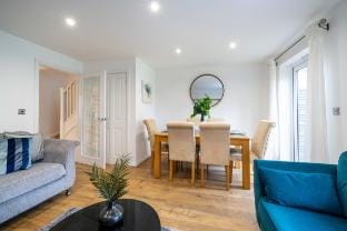 Lysaght House* Groups *Contractors *sleeps 5 Vacation rental in Newport