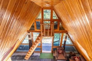 Spacious cabin near Waterfall, Sainj Valley Vacation rental in Himachal Pradesh