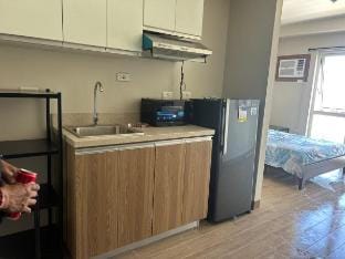 One Regis Condo Upper Penthouse in city center Vacation rental in Bacolod