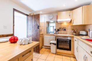Foxhole Cottage Vacation rental in Saint Davids