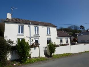 Little Mead Vacation rental in Amroth