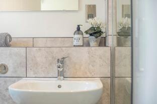 Ivy Tower House Vacation rental in Saint Florence