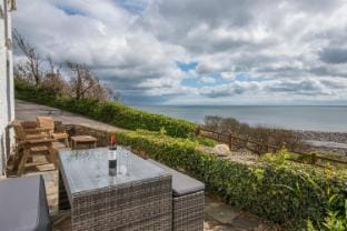 Black Hall Cottage Vacation rental in Amroth