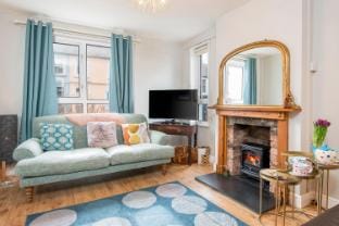 Cherry Tree House Vacation rental in Saint Davids
