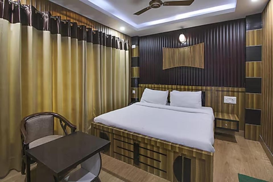 Surbhi Guest House Dharamshala Himachal Pradesh Hotel in Punjab, India