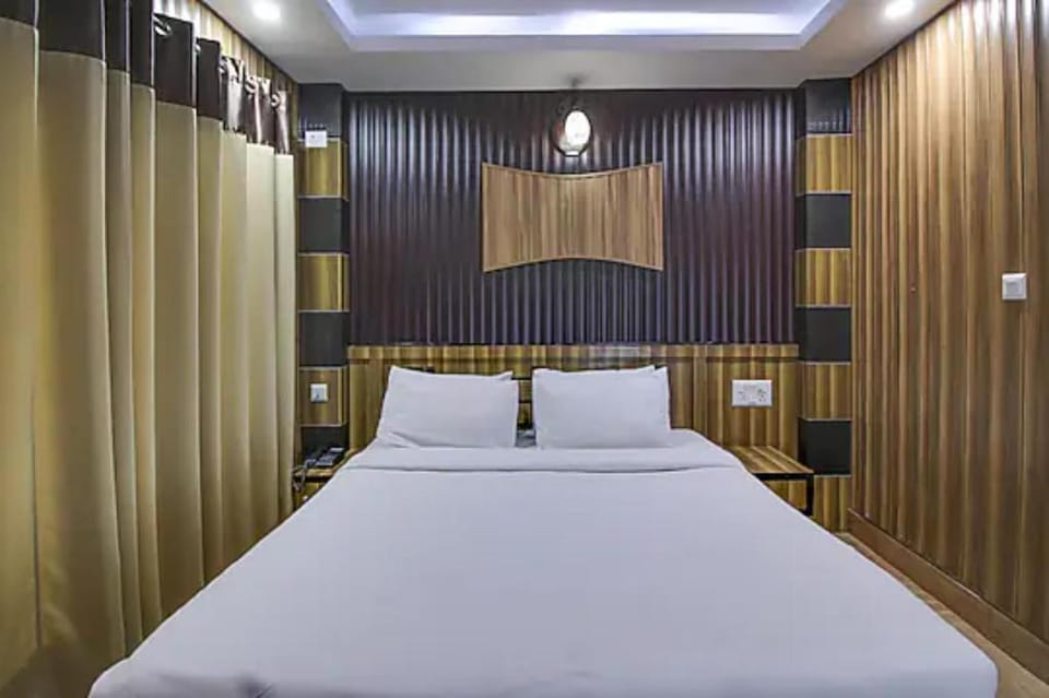 Surbhi Guest House Dharamshala Himachal Pradesh Hotel in Punjab, India