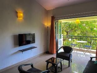 207 | Studio with Pool | 5 min to Benaulim Beach Vacation rental in Benaulim