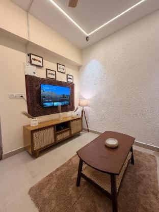 Vintage villa | Luxurious |Serene stay Apartment in Lucknow