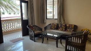 Pacheco | 2bhk with Pool | 2 min to Benaulim beach Apartment in Benaulim