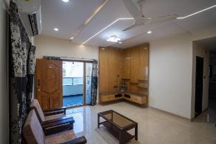 Simply yours I 3BHK by Homeyhuts (SF) I Near beach Apartment in Visakhapatnam