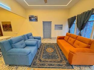 Luxury Living in Patliputra Villa 3.5BHK: 8 Beds Vacation rental in India