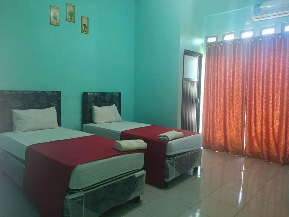 Wisma fany.pd Hotel in Indonesia