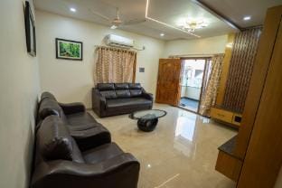 Simply yours I 1BR by Homeyhuts (4F) I Near beach Apartment in Visakhapatnam