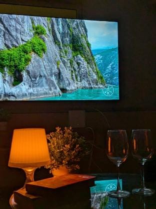Luxury Penthouse Near US Consulate | 75” TV Vacation rental in Hyderabad