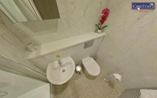 Signature House - by CovStays Apartment in Coventry