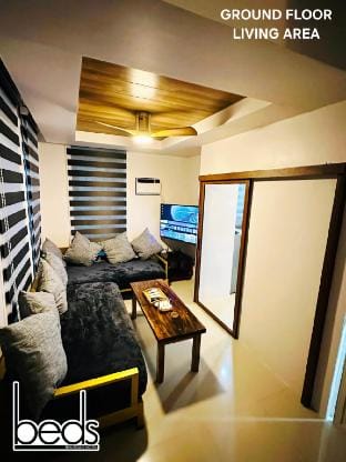 BEDS Modern Loft Boutique - by RLoft Tagaytay Vacation rental in Tagaytay