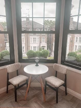 Gorgeous 2 bed flat! Immaculate! Great Location! Apartment in London Borough of Lewisham