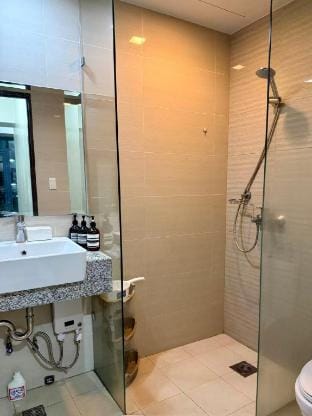 Executive 2+1BR The Florence | near Venice Mall  Apartment in Makati