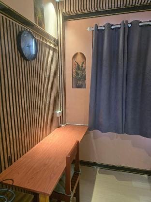 216 - Modern Style A/C room with full amenities Vacation rental in Bangkok