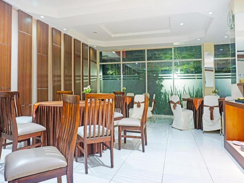 COLLECTION O 91331 Hotel Grand Saota Soppeng Hotel in Indonesia
