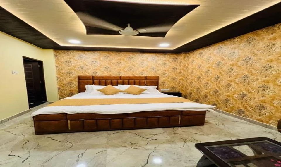 FabHotel Vishal Residency Hotel in Varanasi
