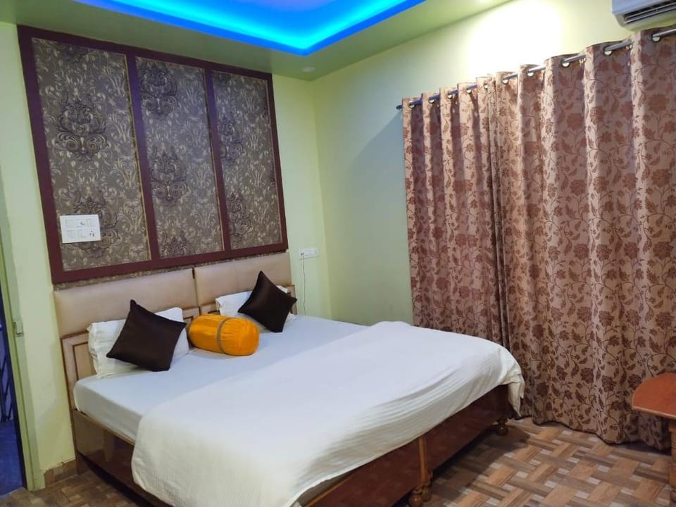 Hotel Picasso Varanasi Hotel in Varanasi