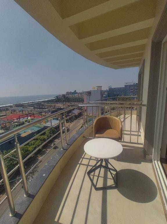 7 N Sea Hotel in Puri