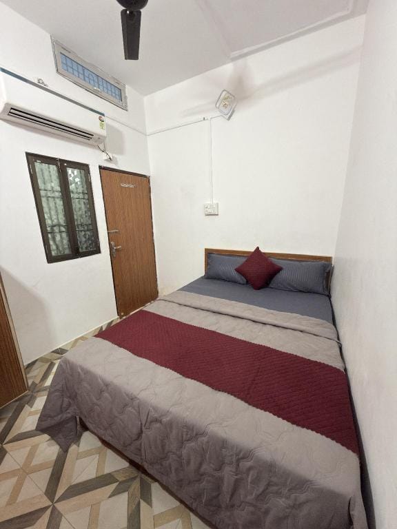 The Vow Cartel Hotel in Varanasi