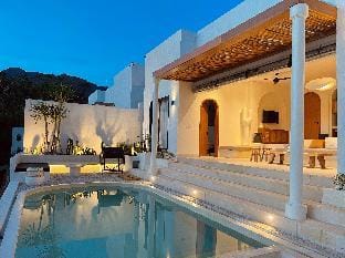 Villa Soll A - Calmingly Wabi-Sabi by Thevillas100 Villa in Cisarua