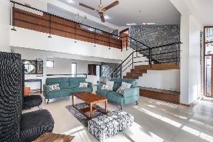 Azura Villa by JadeCaps|4bhk|PvtGarden|Hometheatre Villa in Bengaluru