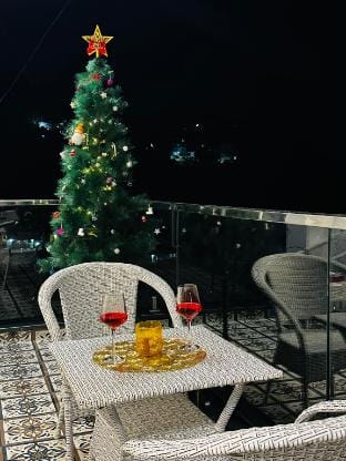 Advaya Stays - A Luxury Retreat Apartment in Uttarakhand