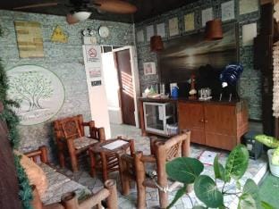 MJs Garden Hotel Moalboal powered by Cocotel  Bed and Breakfast in Central Visayas
