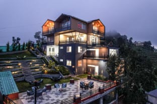 Trio's Top Hotel in Uttarakhand