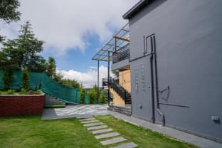 Trio's Top Hotel in Uttarakhand