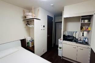 12new open / 初台駅徒歩3分 /新宿駅2分 / 住宅街の静かな宿 Vacation rental in Shibuya