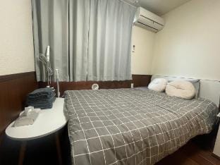 12new open / 初台駅徒歩3分 /新宿駅2分 / 住宅街の静かな宿 Vacation rental in Shibuya