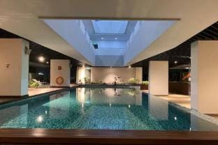 Level 19 Atria Mall[King Bed,Washer, Netflix] Vacation rental in Petaling Jaya