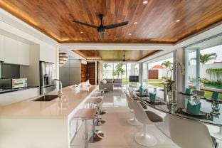 Amazing Luxury Elegant villa at center of seminyak Vacation rental in North Kuta